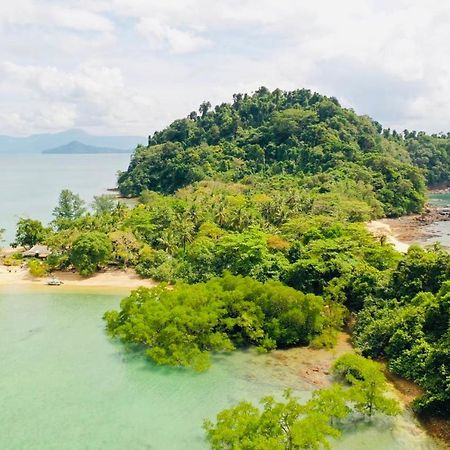 Reggae Island Private Island Hotel Ко Паям Екстериор снимка
